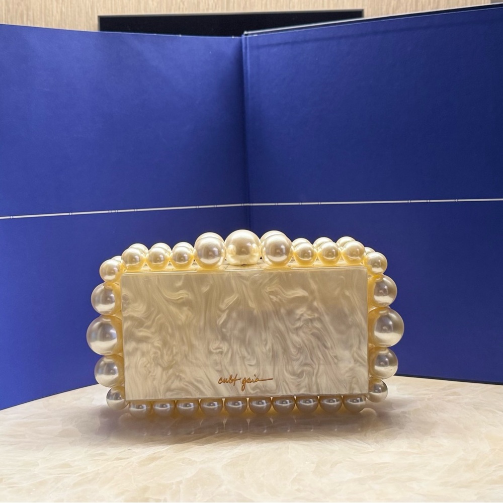 Cult Gaia Eos Pearl Box Clutch - Picture 6 of 16